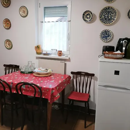 Berkenyes Vendeghaz * Zalalövő