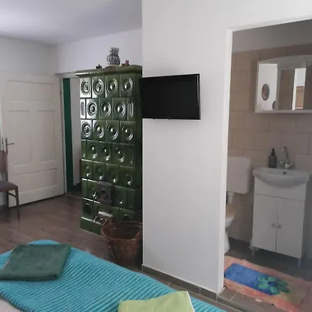 Berkenyes Vendeghaz * Zalalövő