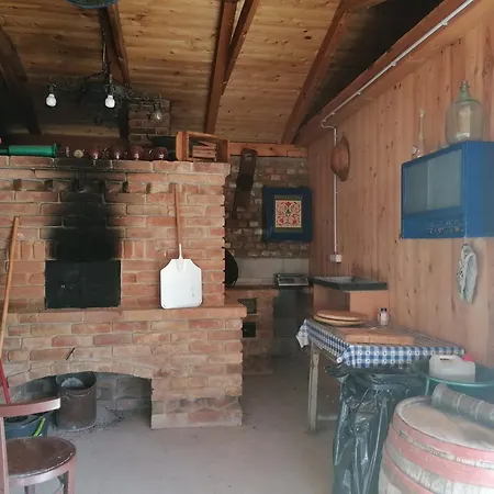 Berkenyes Vendeghaz * Zalalövő